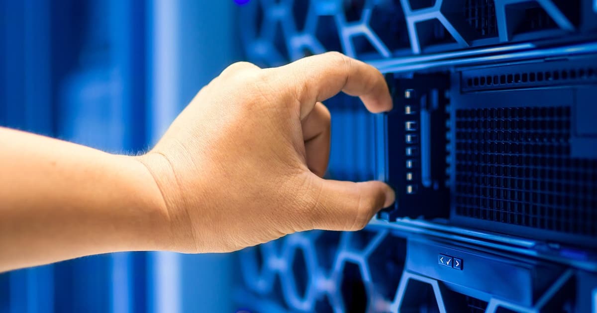 Linh kiện server cũ – Tiết kiệm chi phí nhưng hiệu quả cao